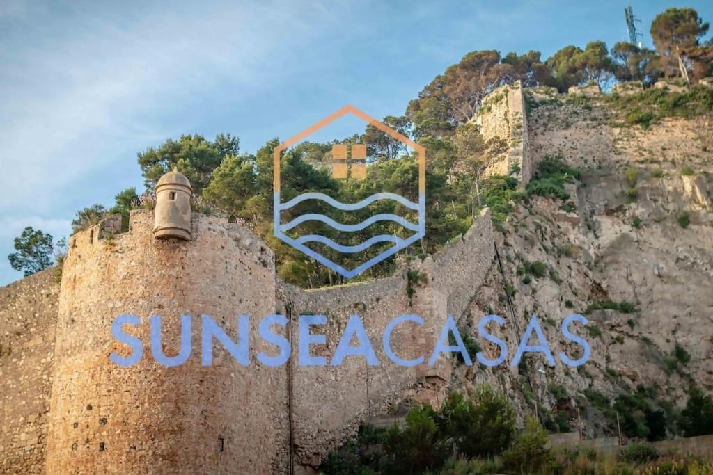 Bajo El Mar Junto Al Puerto Villa Dénia Eksteriør billede
